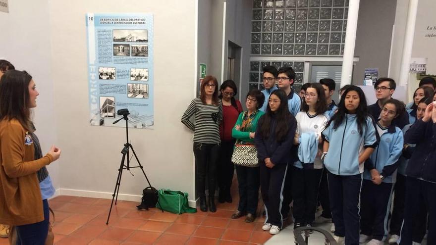 La exposición fue presentada ayer por la directora general de Mujer, Alicia Barquero.