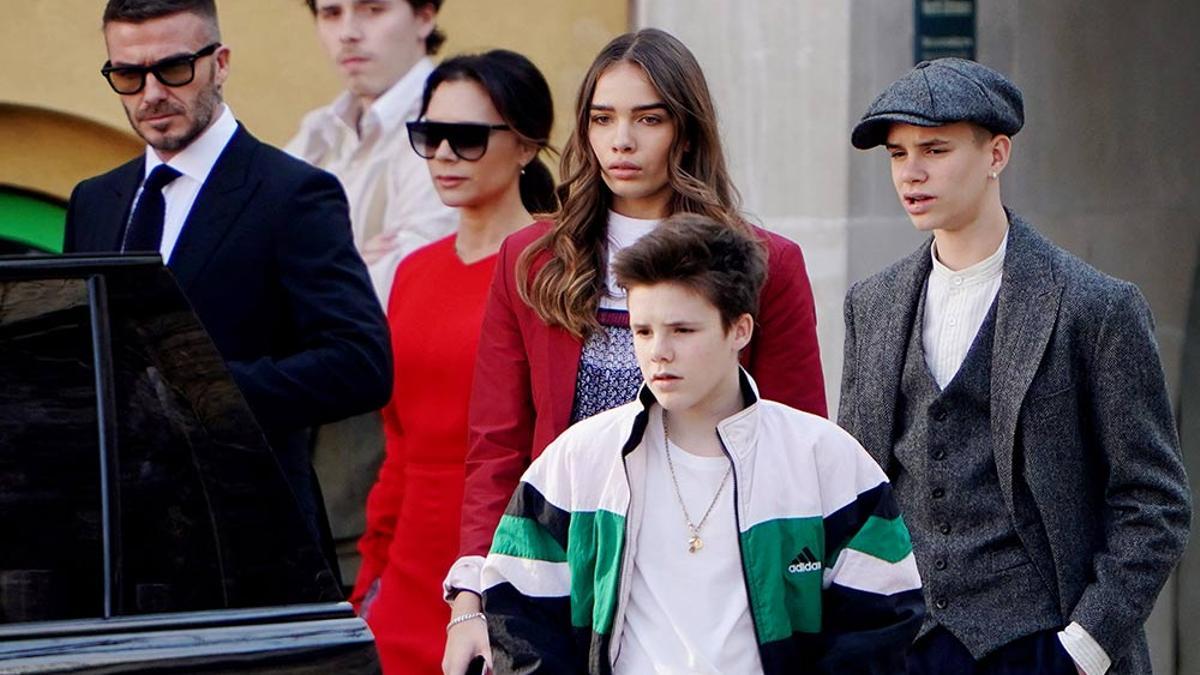 Hana Cross con la familia Beckham