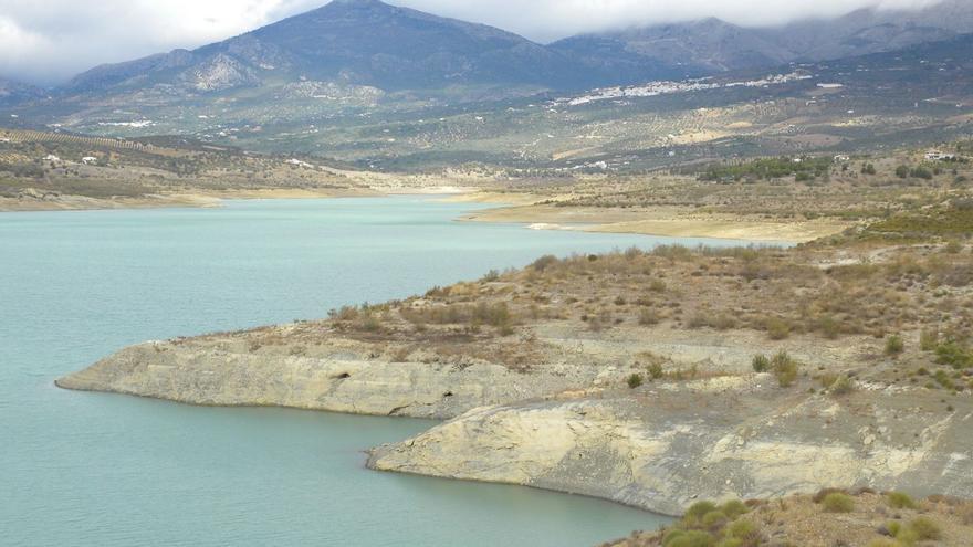 El principal embalse de la provincia mostraba ayer este aspecto, por debajo del 20% en cuanto a sus recursos hídricos y ya iniciado el mes de noviembre