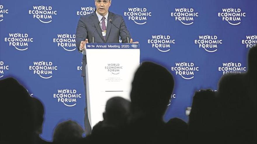 Pedro Sánchez ‘vende’ en Davos su agenda digital y climática