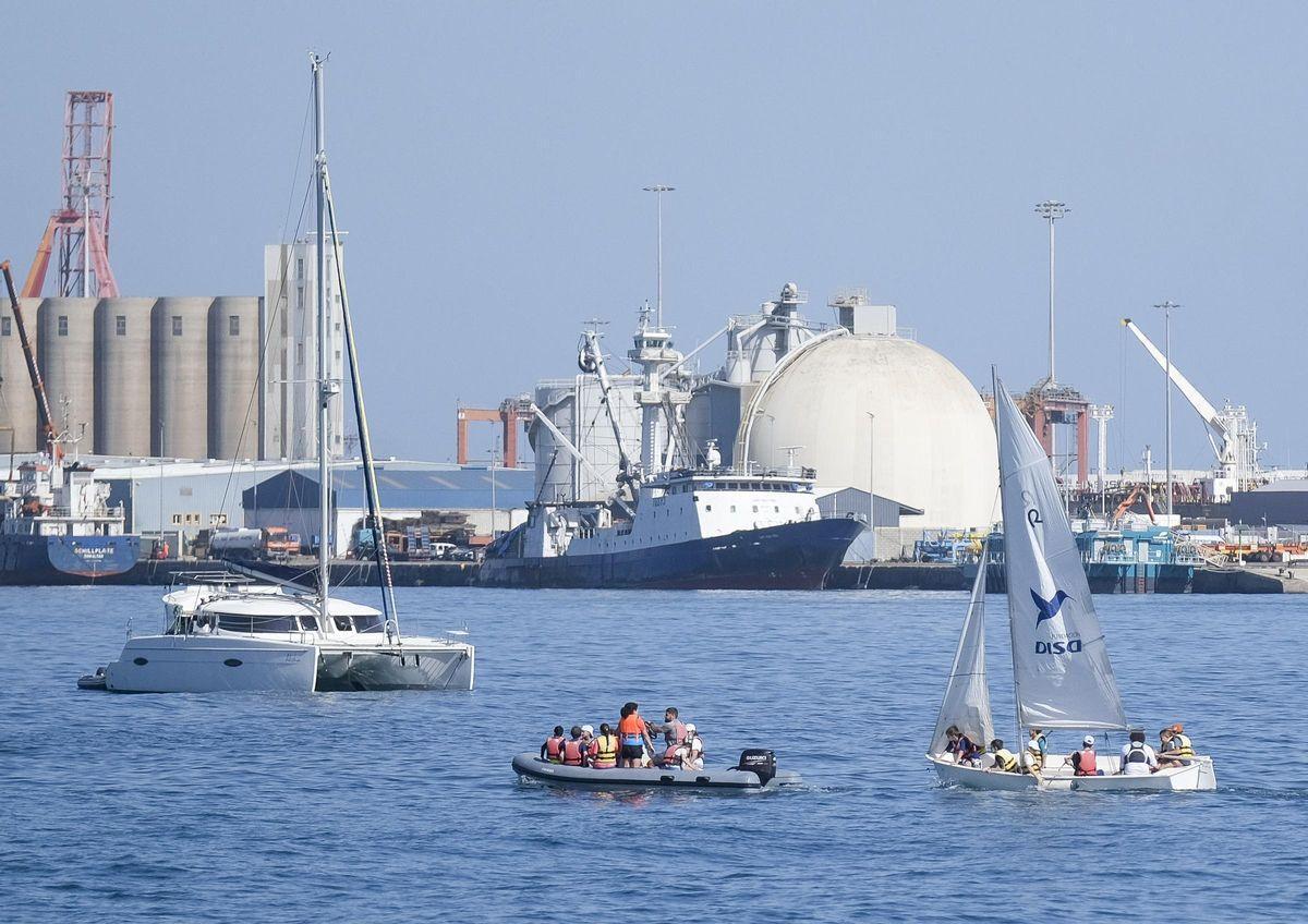 Barcos de recreo en el Muelle Deportivo