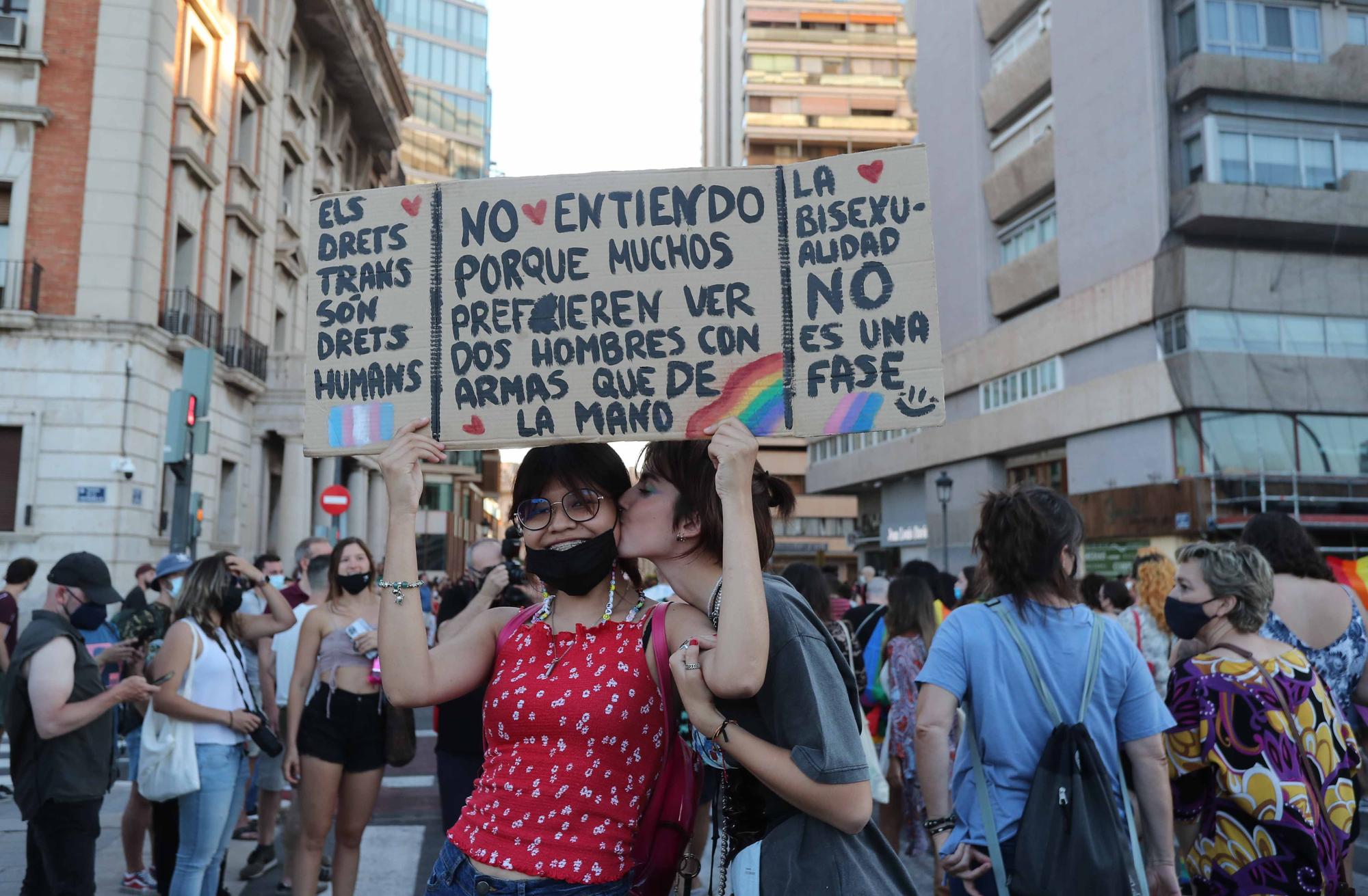 El dia del Orgullo LGTBI+ en València, fue una fiesta