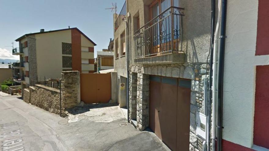 El carrer del Troc de Llívia