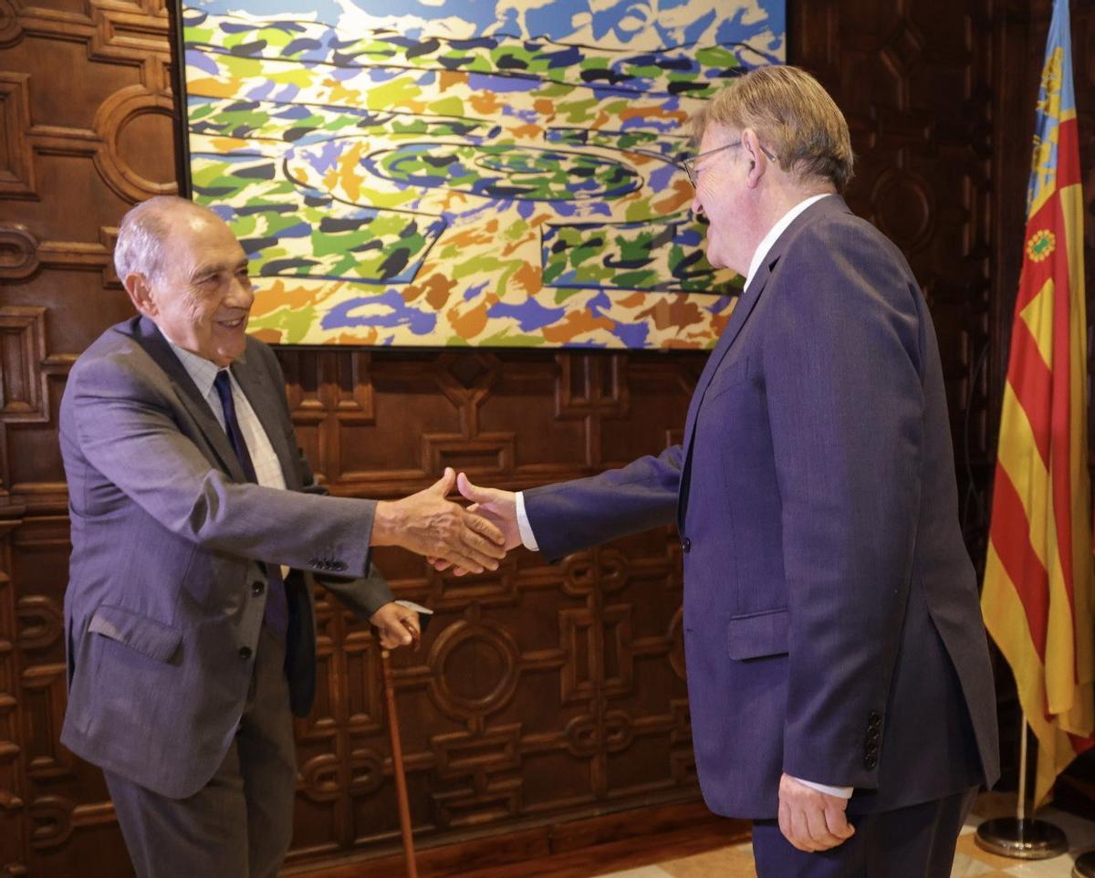 Carlos San Juan se reúne con Ximo Puig en el Palau de la Generalitat