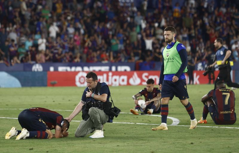 Todas las imágenes del Levante-Alavés