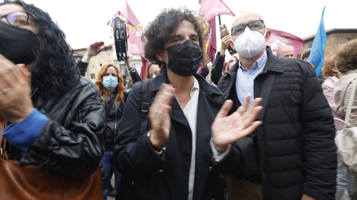 Los partidarios de la cooficialidad del asturiano se manifiestan en Oviedo