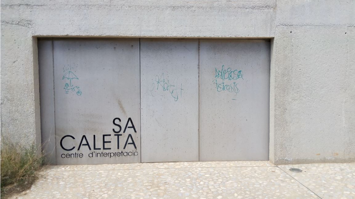 Ibiza pide al Govern cerrar el yacimiento de sa Caleta para evitar actos vandálicos