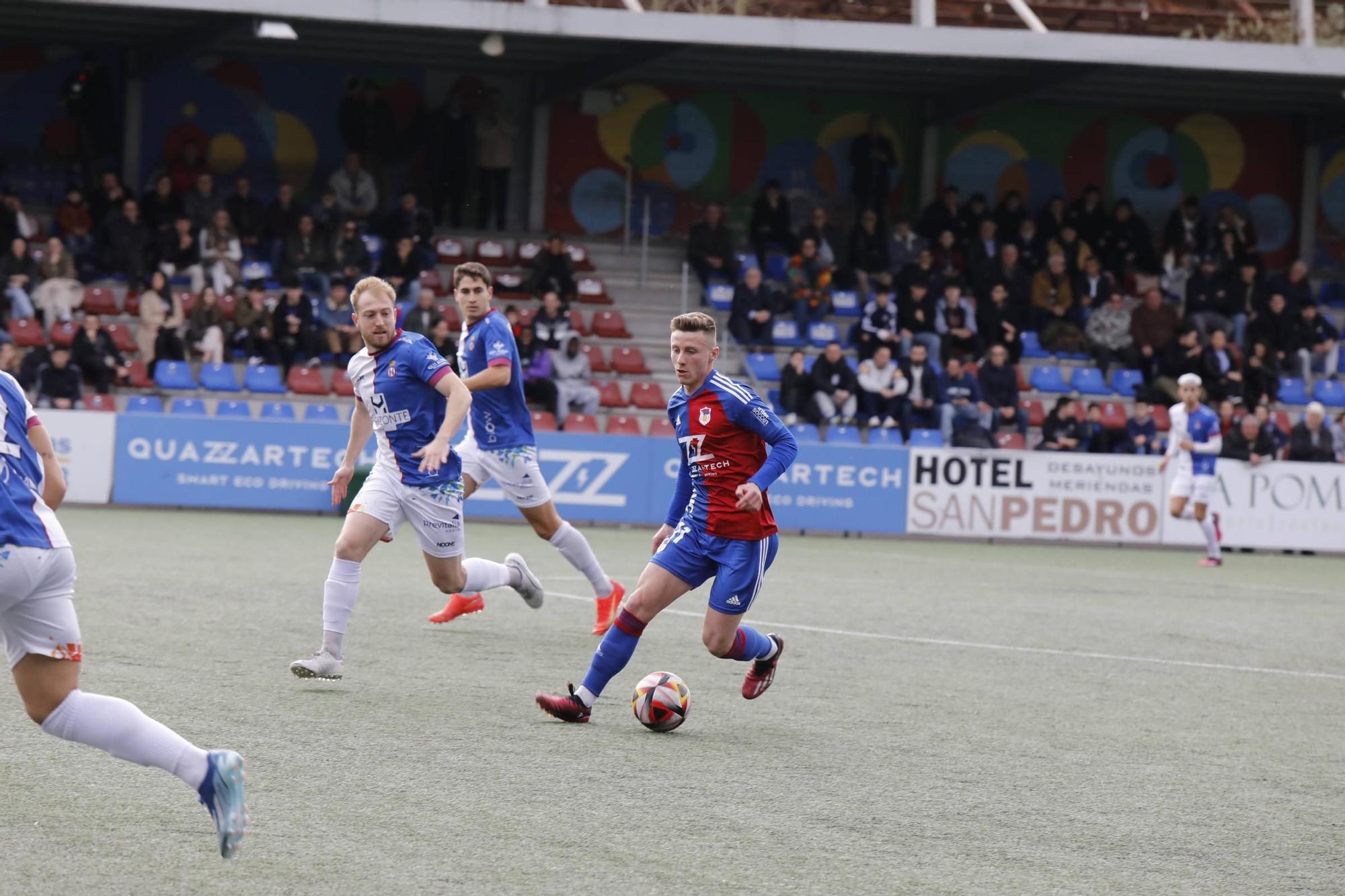 EN IMÁGENES: Así ha sido la victoria del Avilés en el derbi asturiano ante el Langreo