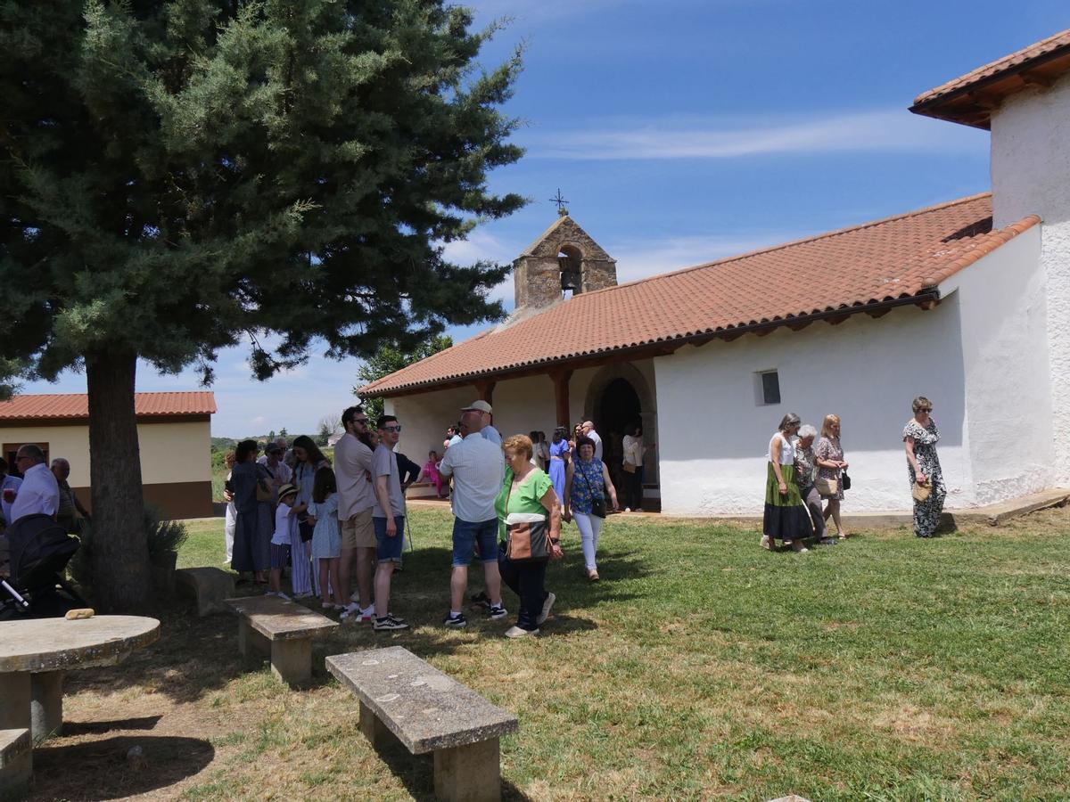 La fiesta romera de la Trinidad de Camarzana de Tera, en imágenes La fiesta romera de la Trinidad de Camarzana de Tera, en imágenes