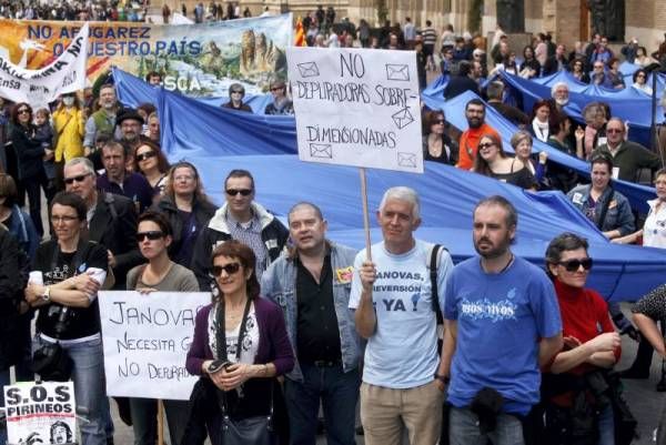 Fotogalería de la protesta contra la privatización del agua