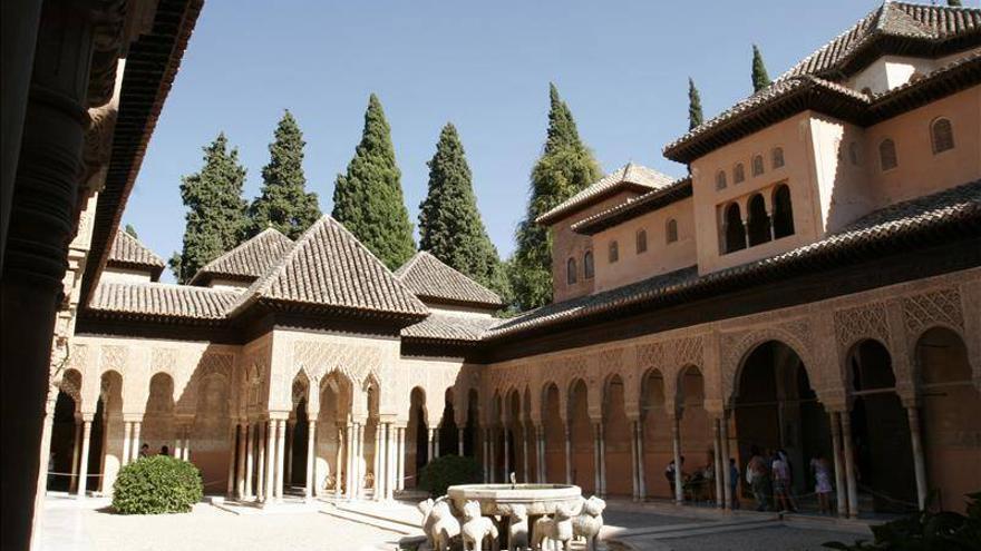 La Alhambra registra el mejor balance turístico veraniego de su historia