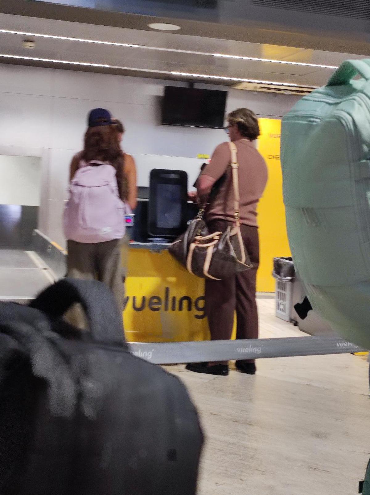 Tadeo y Stephany han sido pillados en otro viaje