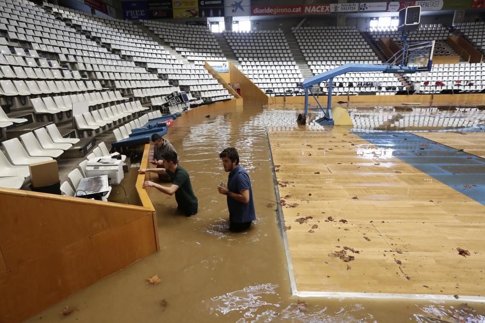 Inundació al Pavelló de Fontajau.