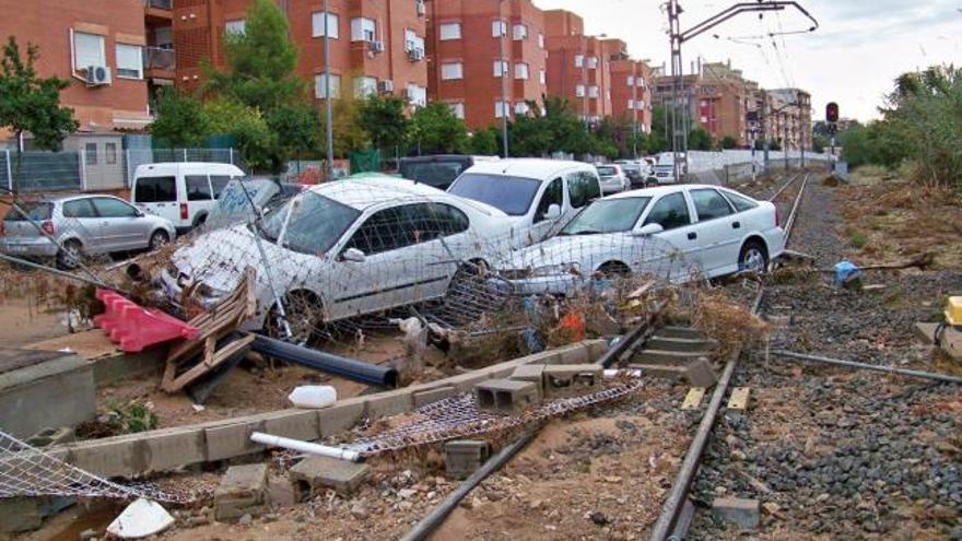 Daños provocados por el barranco de la Font en Paterna.