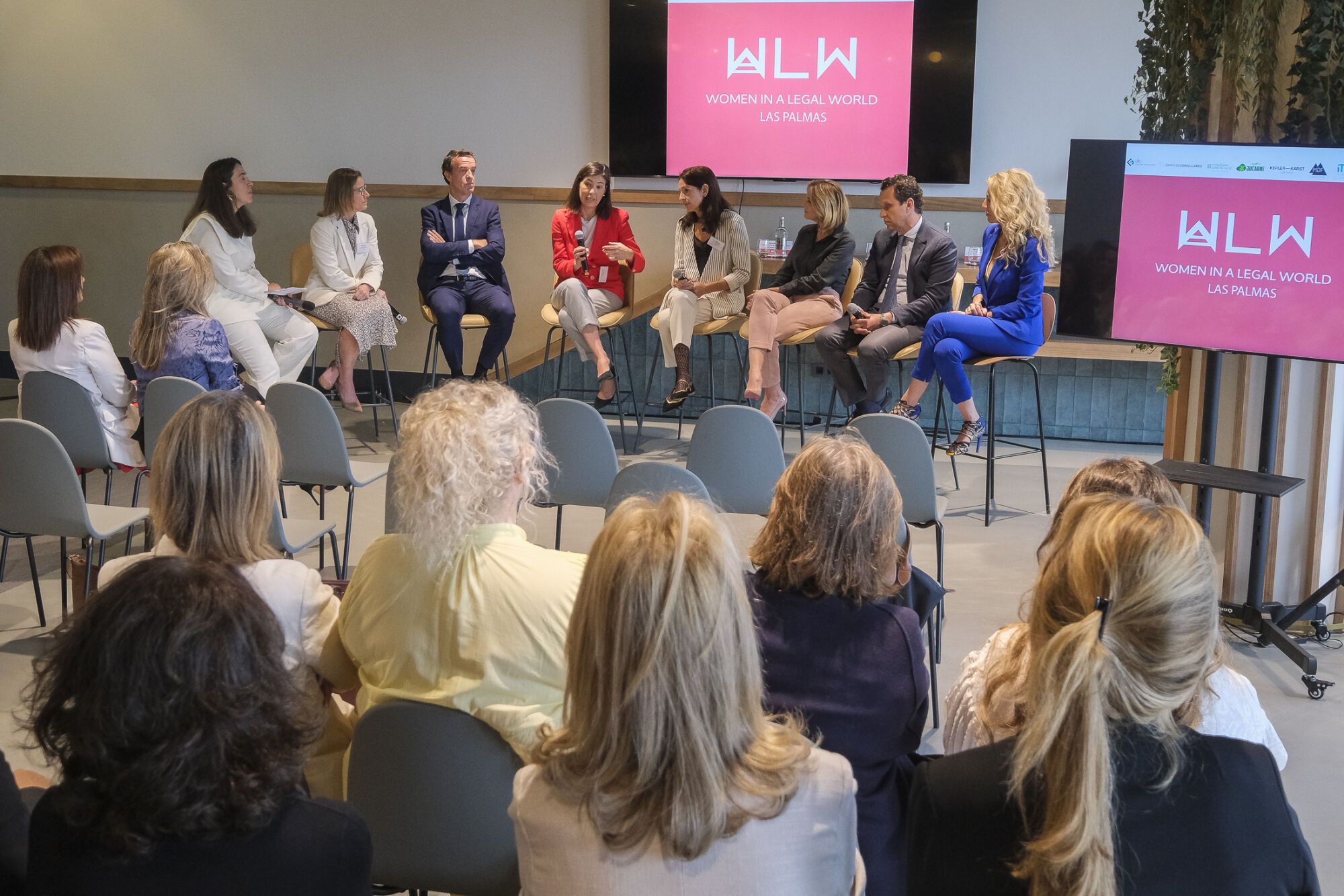 Presentación del proyecto 'Women in a Legal World'