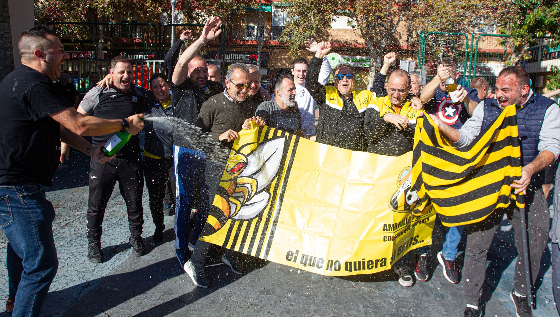 El Betis Florida de Alicante reparte 14 millones de euros del cuarto premio de la Lotería