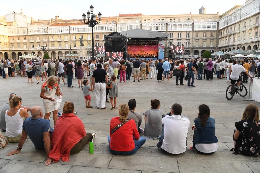 La OSG, en A Coruña por las víctimas de Cataluña