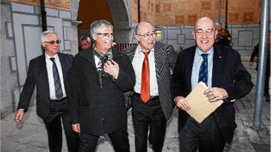 Salut vol treure a concurs la gestió  de vuit CAP gironins més aquest any