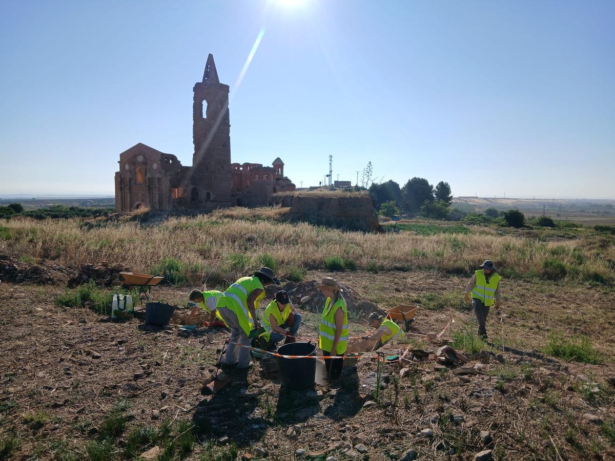 El campus se prolongará durante un mes y medio.