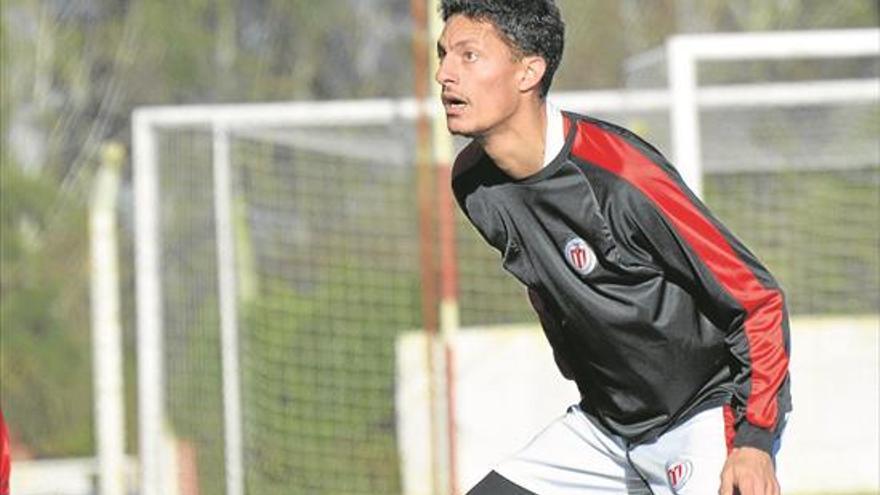 Bruno Montelongo, desborde y chispa para el Extremadura