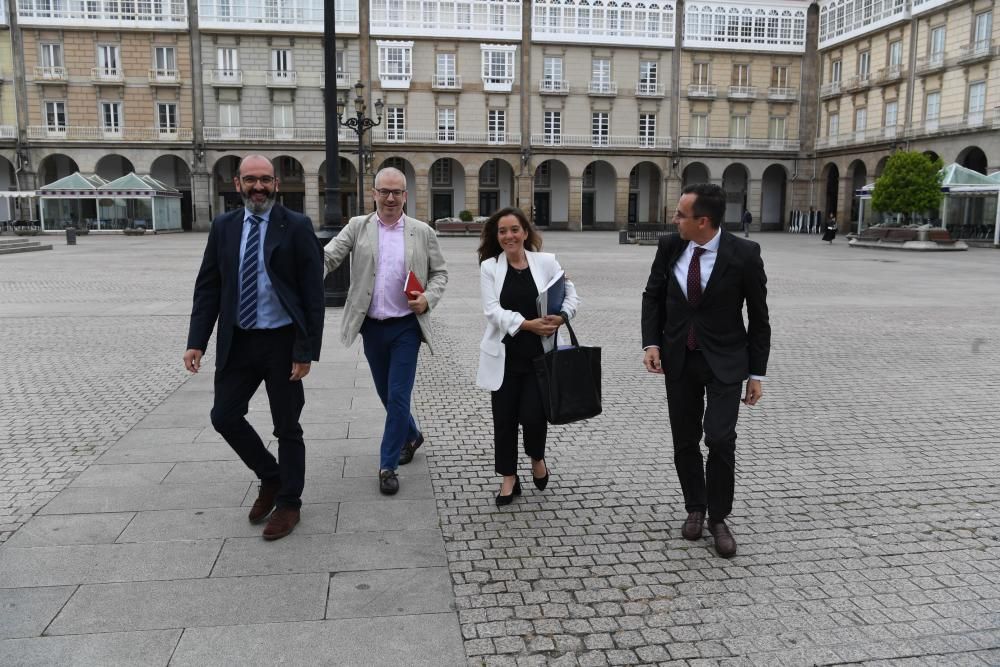 Inés Rey en su 1º día como alcaldesa de A Coruña