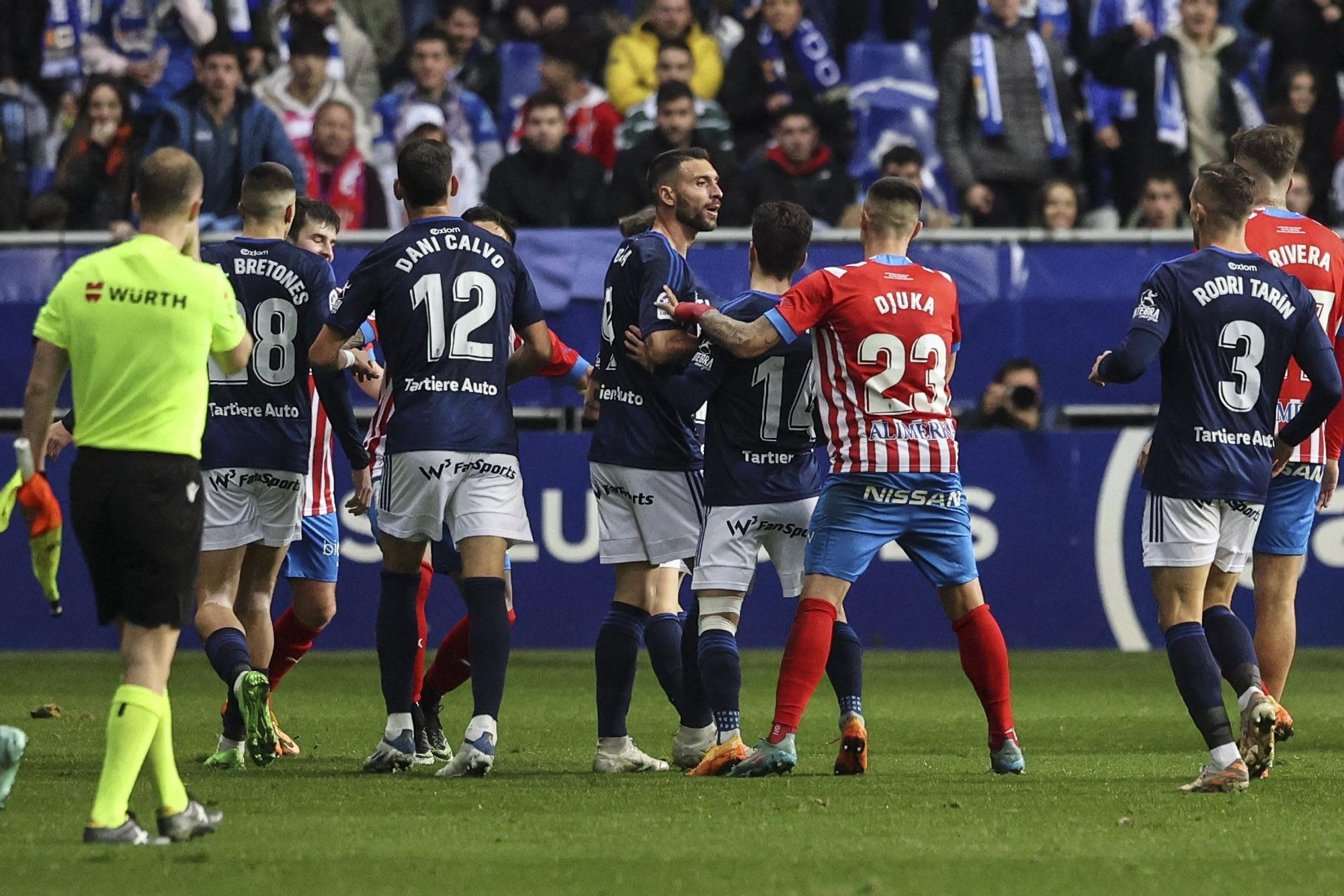 En imágenes: así se vivió el derbi en el Tartiere