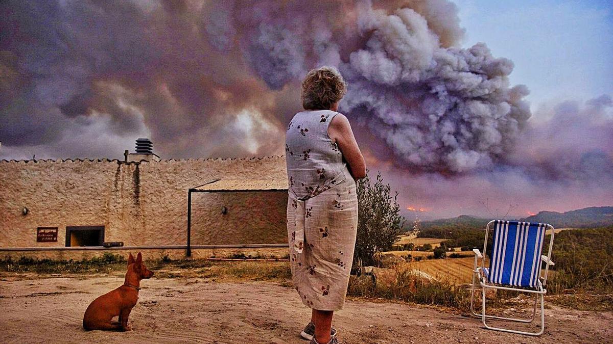 L’incendi de la Conca de Barberà i l’Anoia segueix descontrolat. | MARC VILA