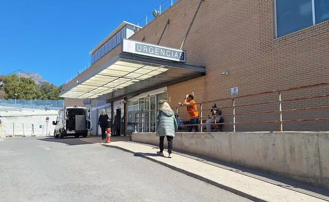 Una espera que desespera en Urgencias del hospital de La Vila Joiosa
