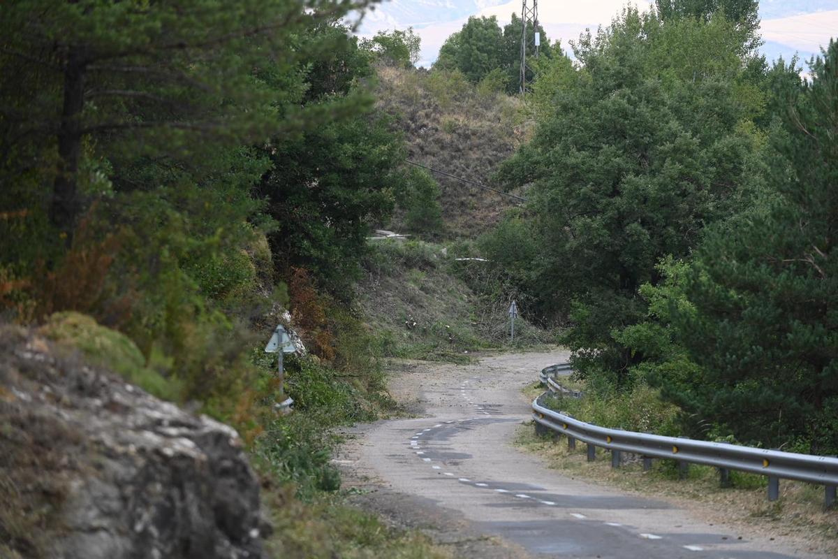 En imágenes | Sexto día de lucha contra el incendio de Las Peñas de Riglos