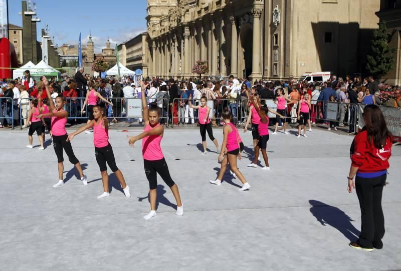 Fotogalería del 'Día del deporte' en la plaza del Pilar