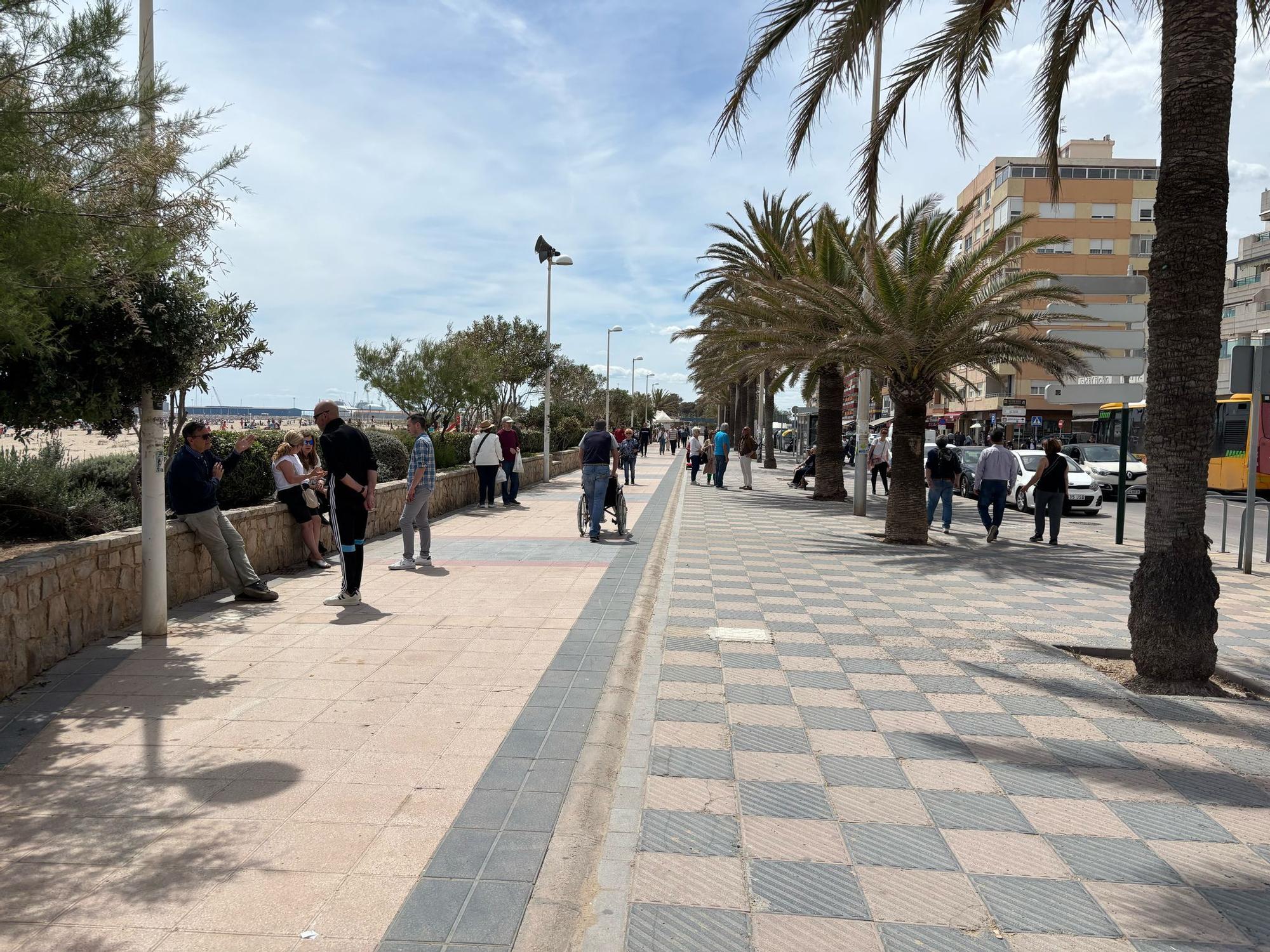 Las buenas temperaturas llenan la costa de Morvedre