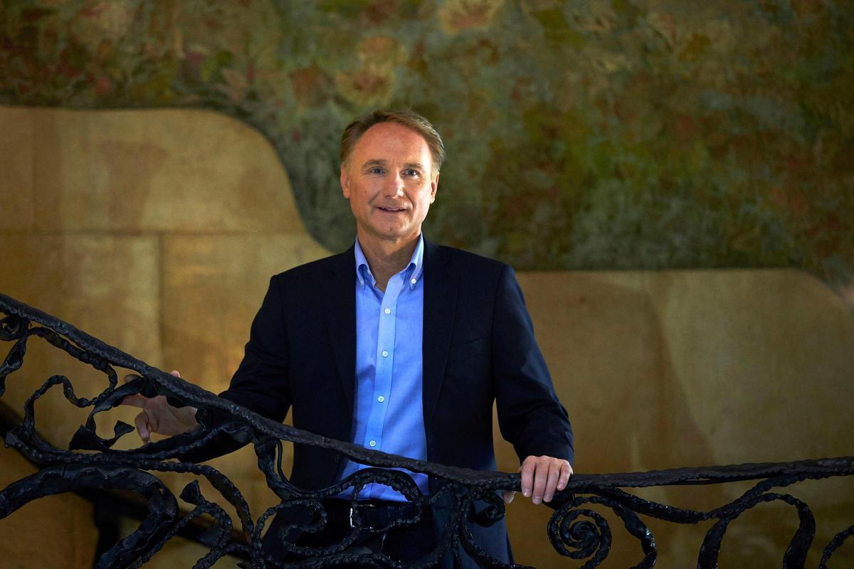 El escritor Dan Brown.