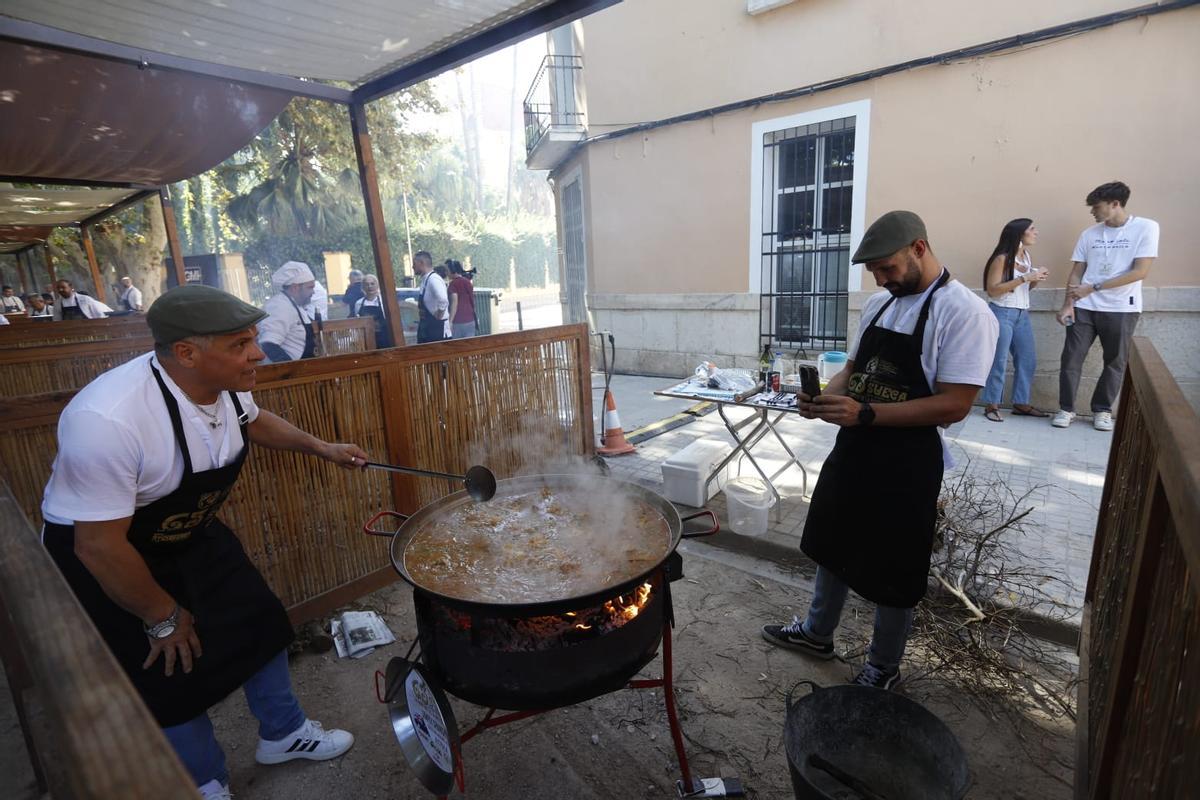 Cuarenta cocineros de doce países competirán en Sueca por cocinar la mejor paella del mundo