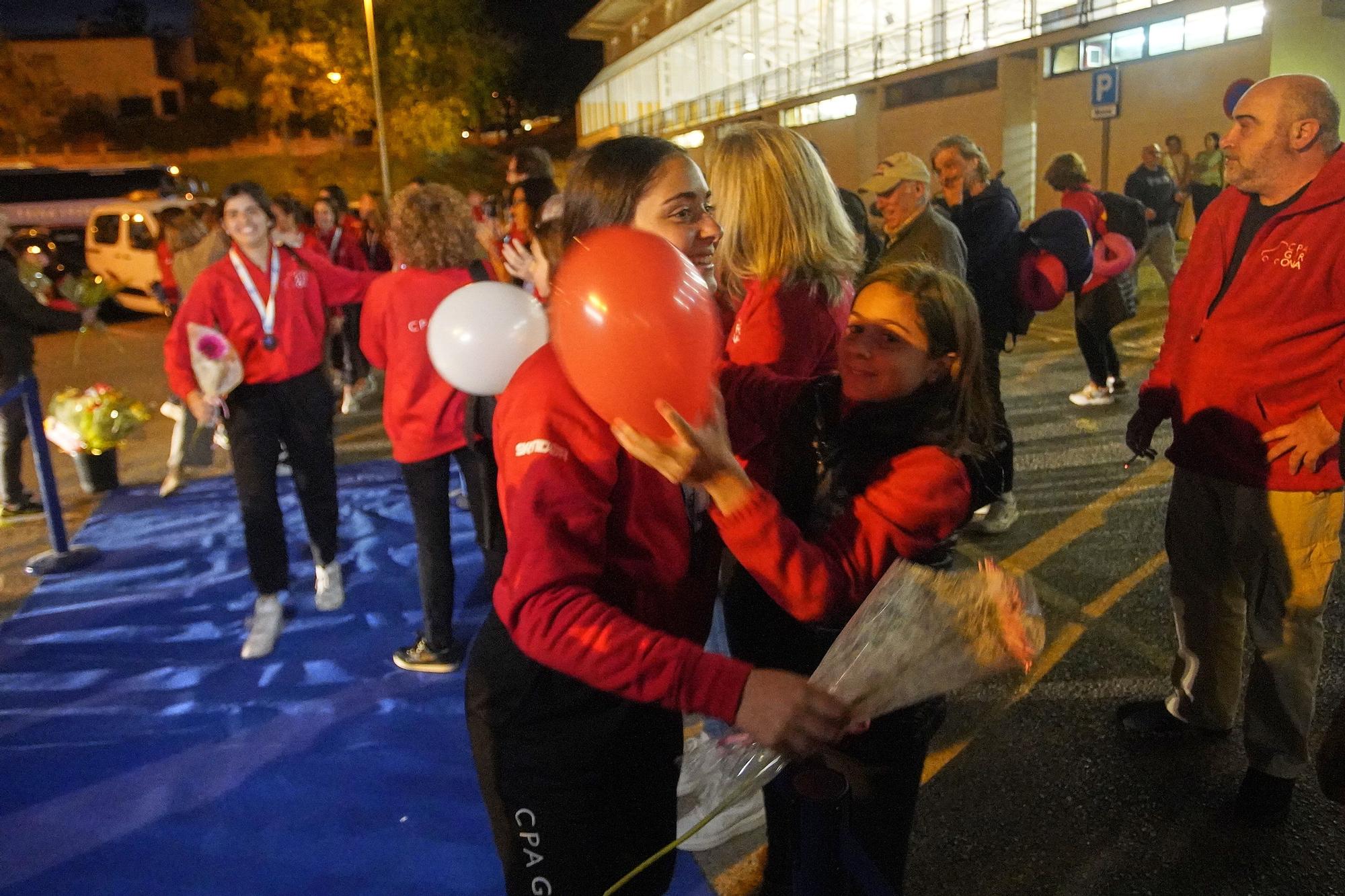 Les medallistes gironines de patinatge arriben de l'Argentina