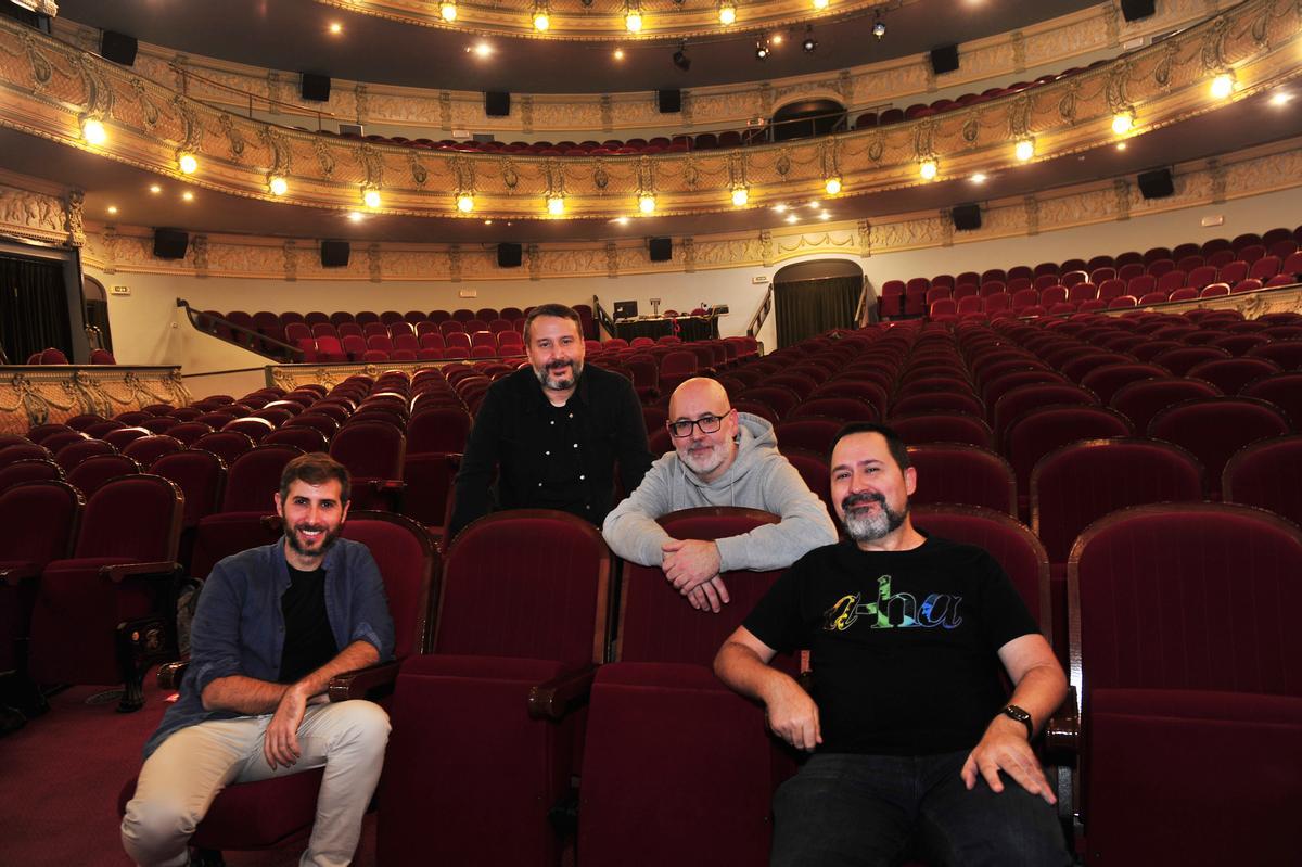 Los grupos de teatro amateur de Elche se comen el escenario | MATÍAS SEGARRA