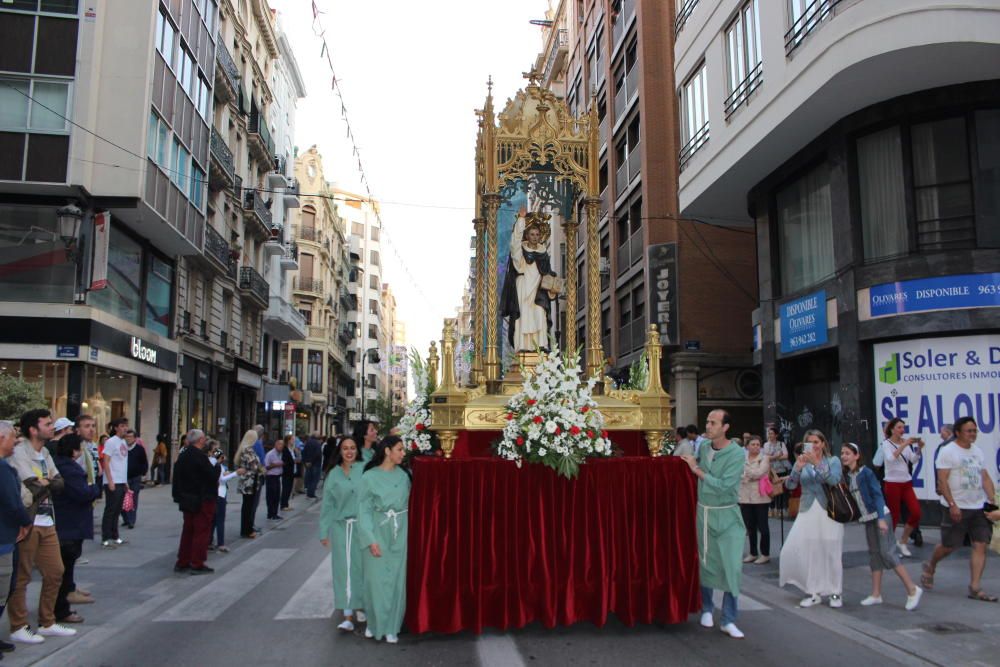 Procesión de la fiesta de los Niños de San Vicente