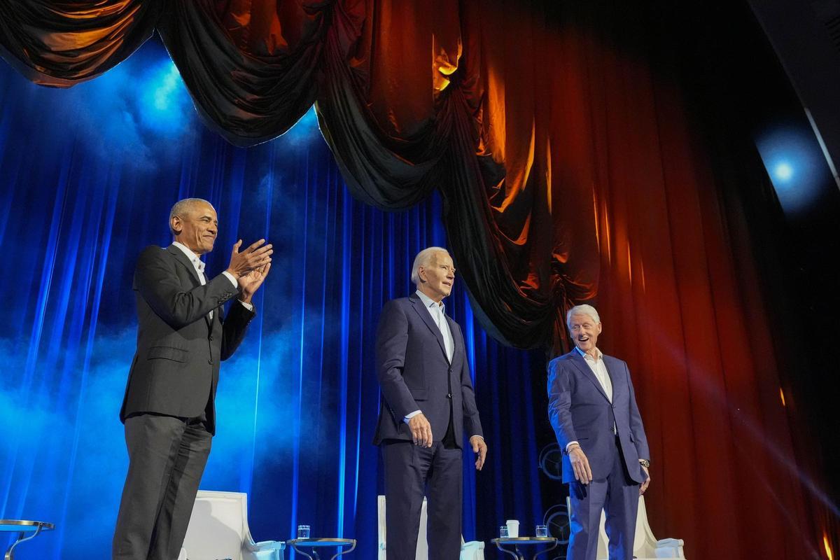 Obama y Clinton apoyan a Biden en un acto en Nueva York