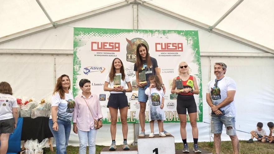 Dani Llera y Cristina Ardisana conquistan el II Trail Valle de Ardisana (Llanes)