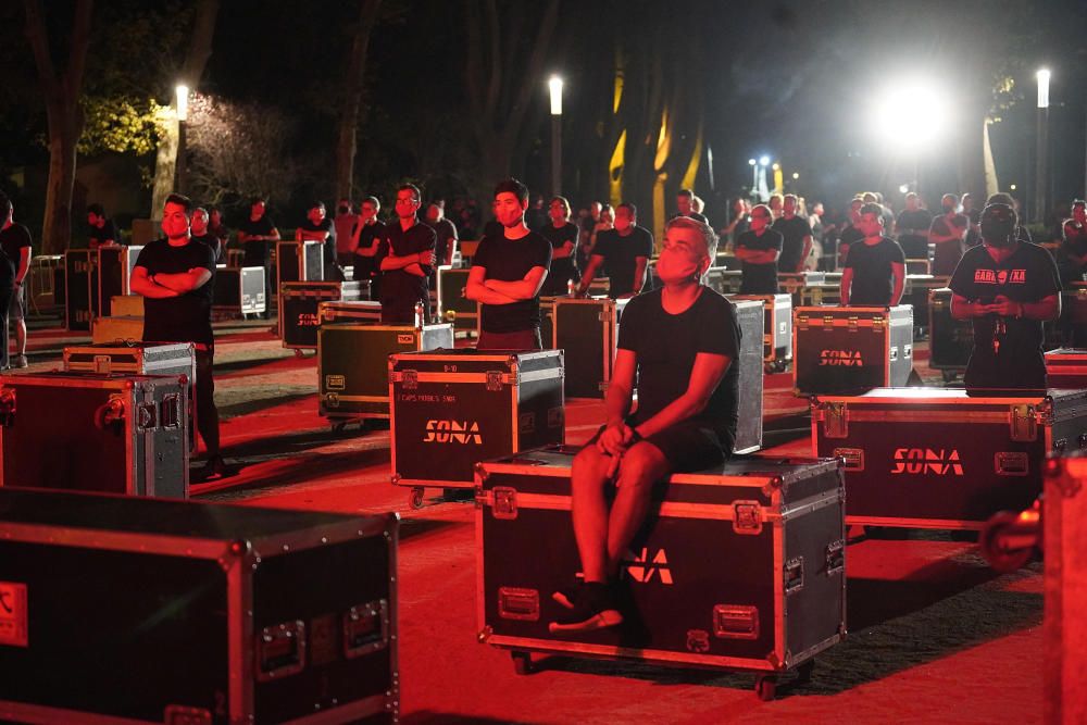 Protesta per la falta d'ajudes al sector cultural