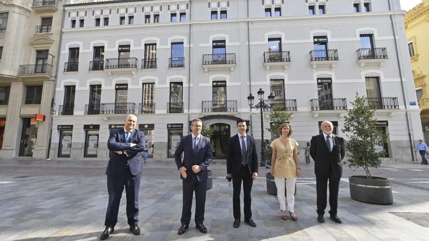 Cajamar cambia su sede de Castelló