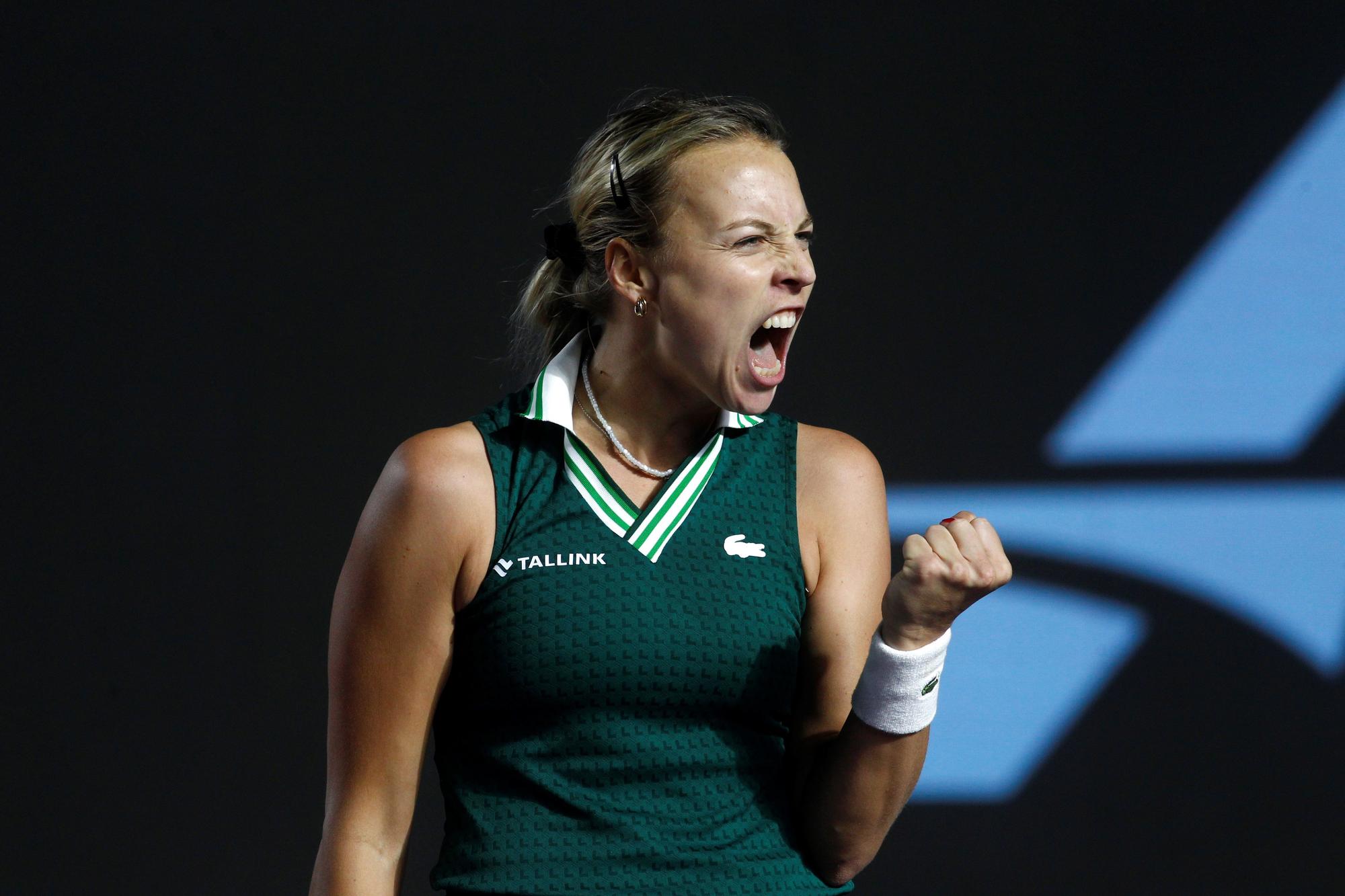 Anett Kontaveit celebra su pase a la final