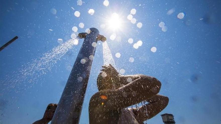 Un chico de 17 años y un anciano, primeros muertos por la ola de calor