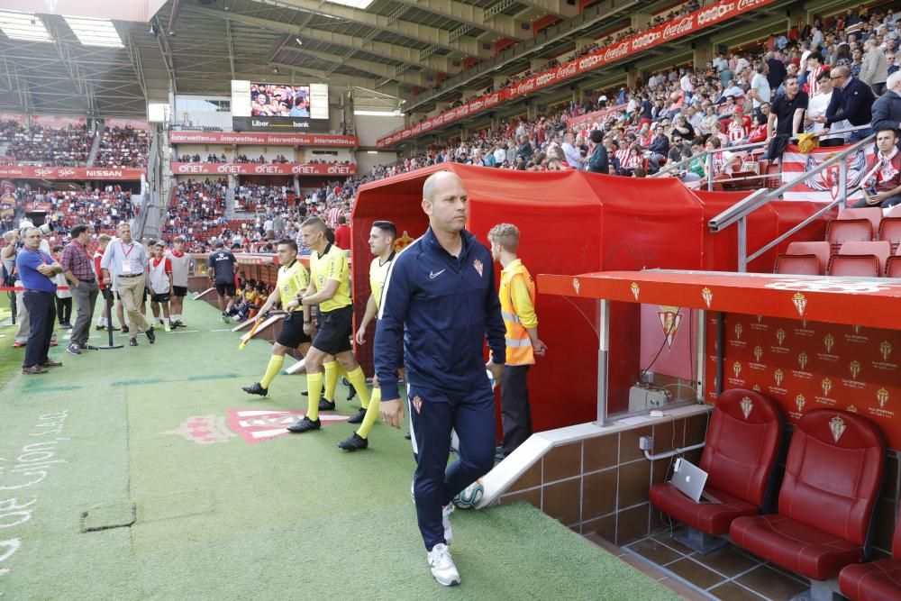 El Sporting 1 Alcorcón 3 en imágenes