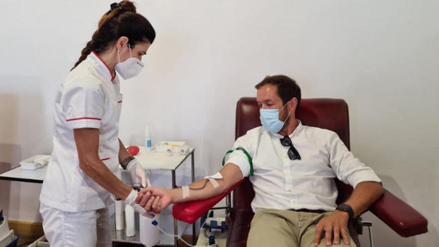 Mariano Hernández Zapata realizó ayer una donación de sangre.