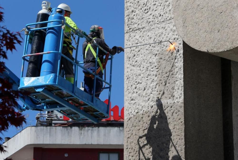 Así luce la Plaza de América de Vigo a unos días de finalizar su humanización