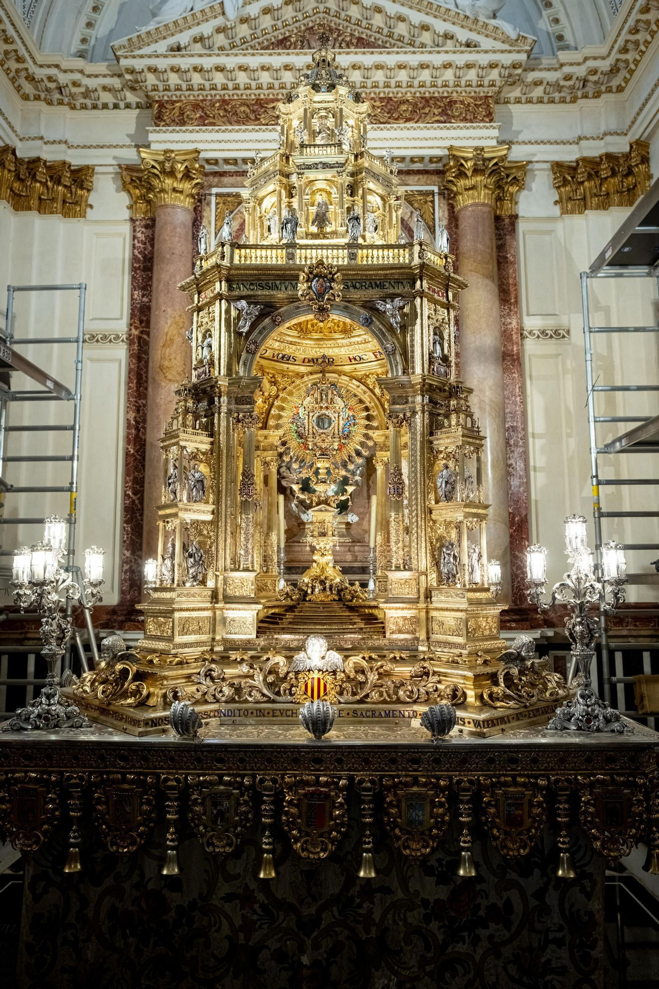 La Custodia exhibe su restauración integral