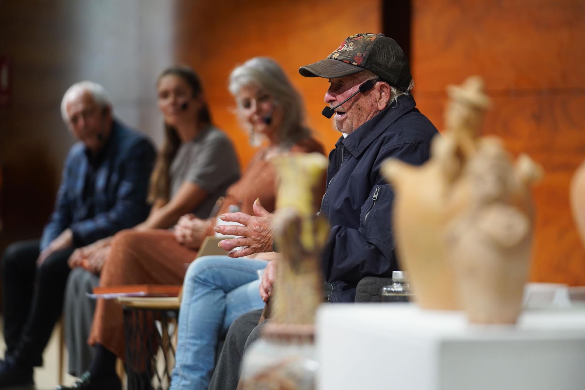 Presentación del libro 'Hombres de barro', en el Club Diario de Ibiza