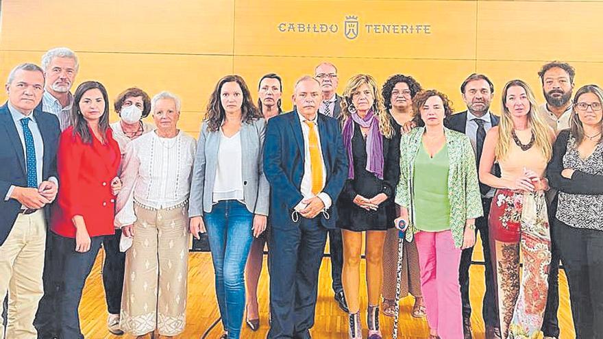 La oposición y Sí Podemos Canarias solicitan un pleno extraordinario