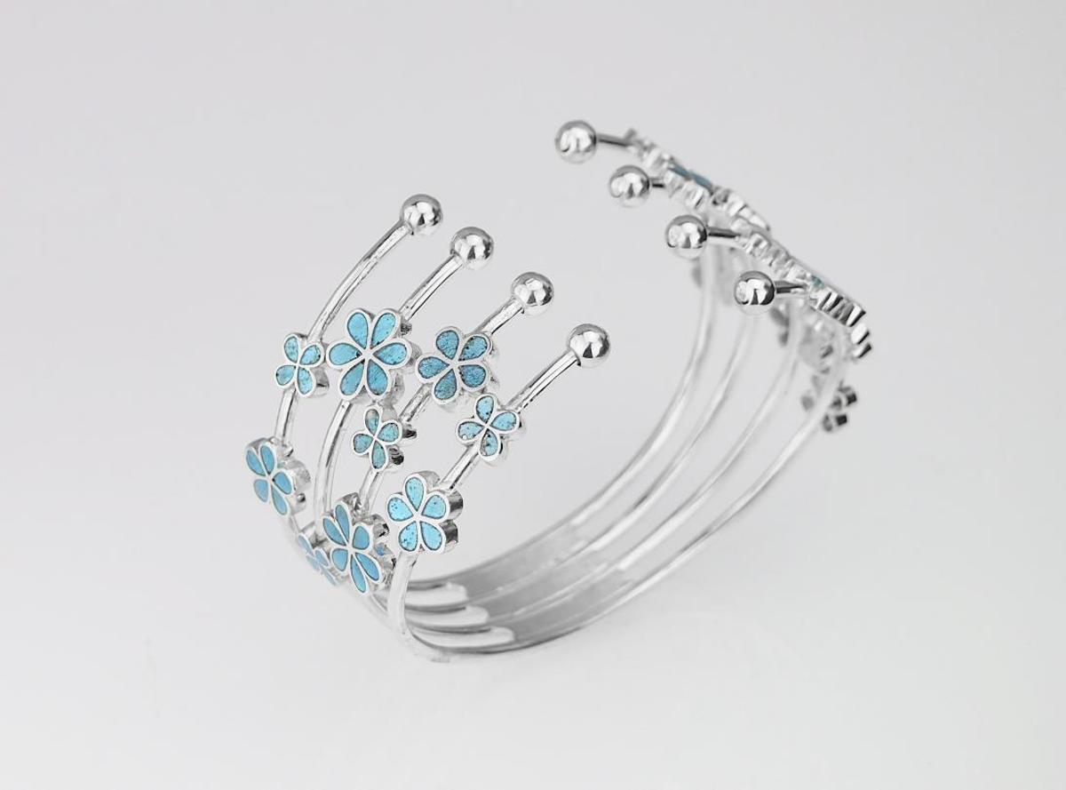 Pulsera de flores azules