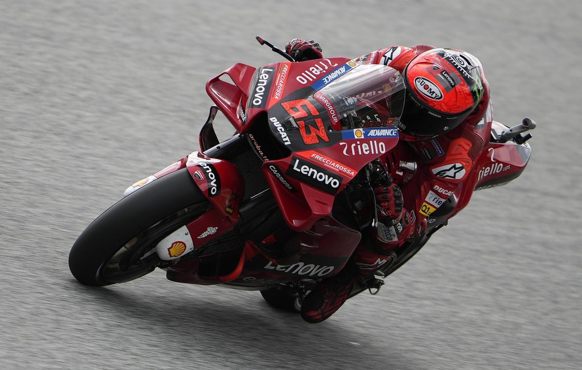 Quartararo: «Hauré de pilotar en ‘mode Déu’ per guanyar les Ducati»